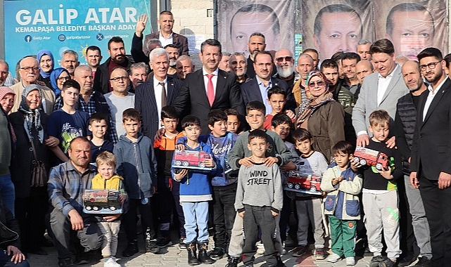 AK Partili Kırkpınar Kemalpaşa’da vatandaşlarla bir araya geldi