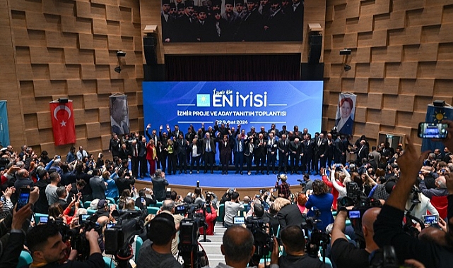 Akşener'den hem CHP'ye hem AK Parti'ye salvo
