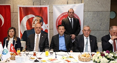 Balıkesir'li Dağ ile Özlale Balıkesirliler Derneği Kahvaltısında buluştu