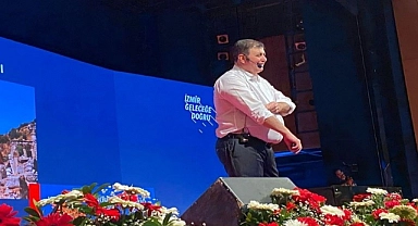 Başkan Cemil Tugay,  projelerini “İzmir Geleceğe Doğru” sloganıyla açıkladı