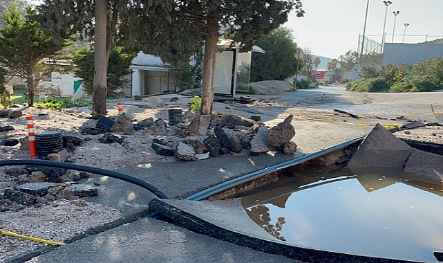 Bodrum'da içme suyu isale hattı patladı