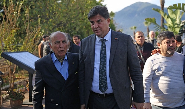 CHP adayı Karaca, gazetecilerle buluştu
