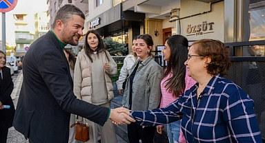 CHP’li Duman Buca’nın kalbinde esnafla buluştu