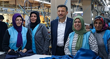 Dağ, fabrikada işçilerle buluştu