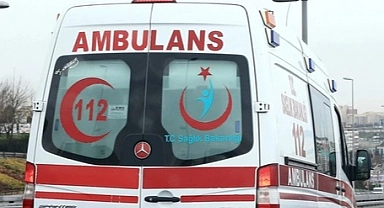 Denizli'de yanan otomobilin sürücüsü öldü