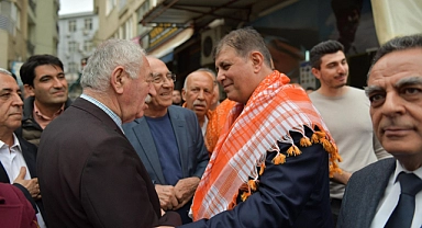“Hiç kimse İzmir’e hizmet etmemize engel olamaz”