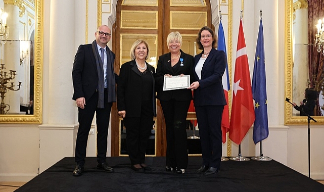 Işınsu Kestelli’ye Fransa’dan Devlet Nişanı