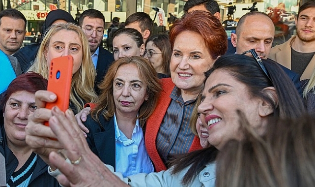 İYİ Parti Genel Başkanı Akşener, Mamak esnafını ziyaret etti