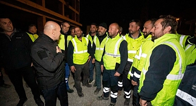 İzmir afet bölgesiyle dayanışmayı sürdürüyor