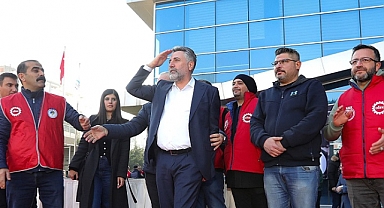 İzmir’de en yüksek işçi maaşı Bayraklı Belediyesinde