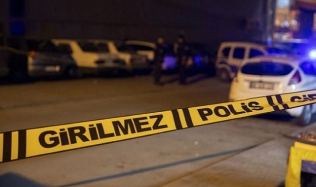 İzmir'de eşinin bıçakla yaraladığı kadın hayatını kaybetti