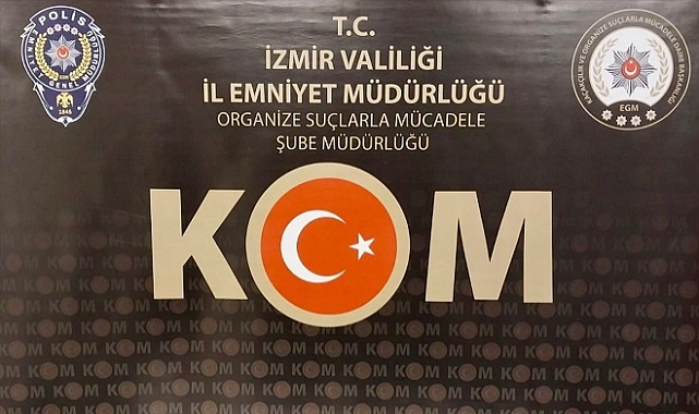 İzmir'de evinde uyuşturucu ve silah ele geçirilen şüpheli tutuklandı