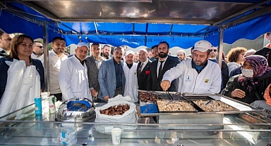İzmir’de seyyar tezgahlar çiçek açıyor