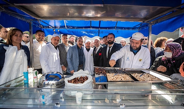 İzmir’de seyyar tezgahlar çiçek açıyor