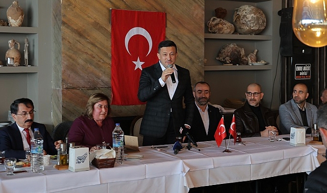 İzmir'in şehr-i emini olmaya talibim!