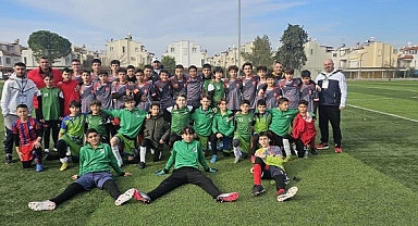 Kuşadası’ndan 3 Kupayla Döndüler