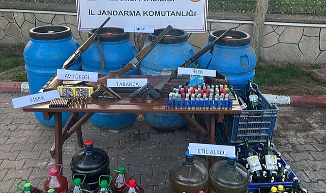 Manisa&#039;da sahte içki operasyonunda 3 kişi yakalandı