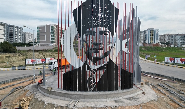 Menemen’e 4 Boyutlu Atatürk Anıtı