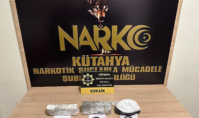 Otomobilinde 1 kilo 600 gram kokain bulunan zanlı tutuklandı