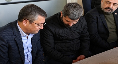 Özel’den katledilen taksicinin ailesine taziye ziyareti