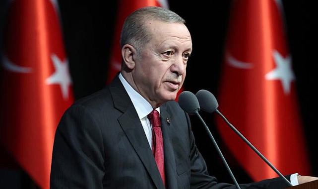 Taraf değil hakem konumundayız