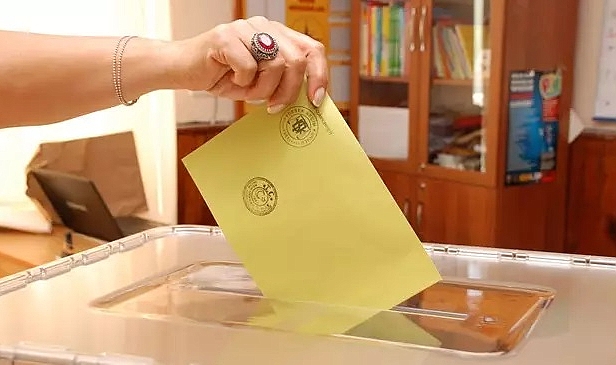 Yerel seçimlerde sosyal medyayı doğru okuyabilen aday avantajlı!