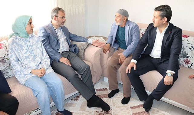 Atar’dan Kemalpaşa'da 'Yalnız Değilsiniz' Projesi