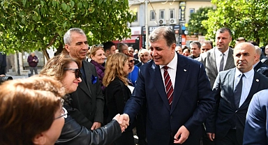 Başkan Cemil Tugay'dan Şehir Hastanesi eleştirisi