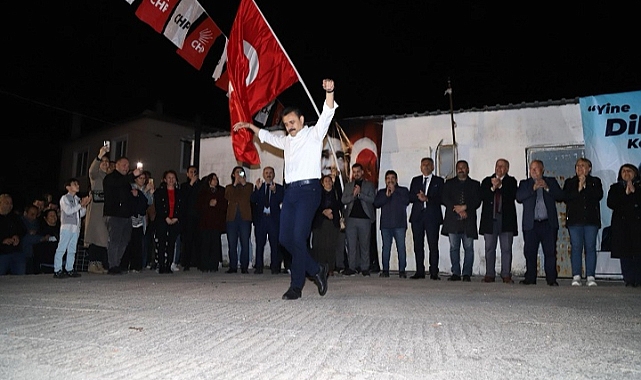 Başkan Kırgöz’e Dede Ocağı Kıratlı’da Zeybek Sürprizi