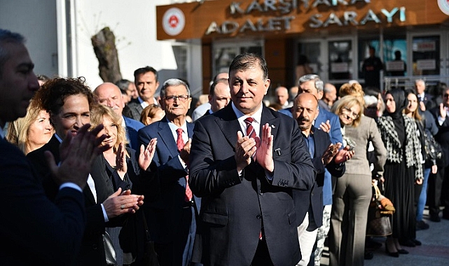 Başkan Tugay'dan resmi tören sitemi