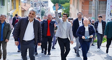 Bayraklı, Başkan Adayı Kırkpınar'ı bağrına bastı