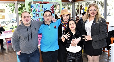 Bornova’da +1 farkındalık etkinliği