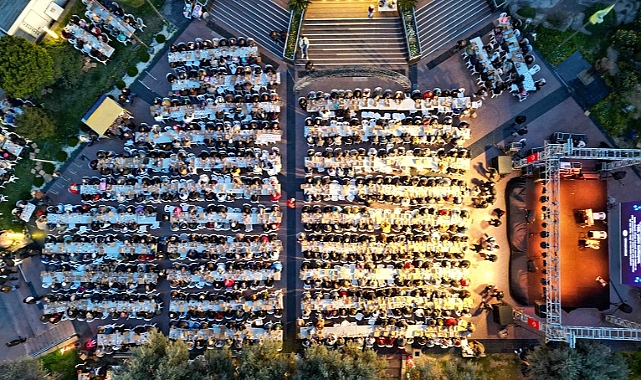 Buca’daki iftarda Çanakkale şehitleri unutulmadı