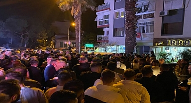 CHP Bornova lansmanında şok olay.