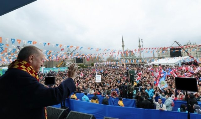 Cumhurbaşkanı Erdoğan'dan büyük mitingde "Kayseri" övgüsü
