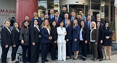 DSP'nin İzmir büyükşehir ve ilçe belediye başkan adayları tanıtıldı