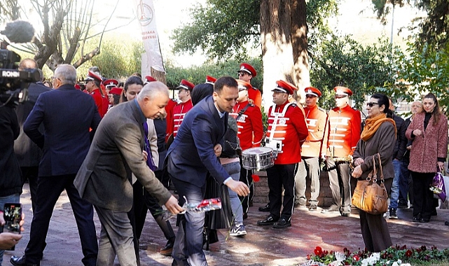 Emekçi kadınlar için İlkay Akkaya konseri