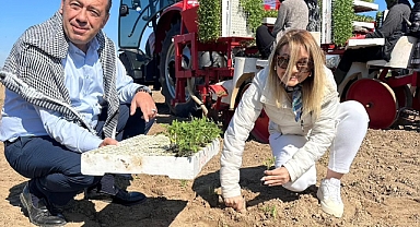 "Foça, Turizmin Parlayan Yıldızı olacak, halkın yüzü gülecek"