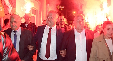 Gülbahçe, Chp Urla Adayı Selçuk Balkan'ı Bağrına Bastı!