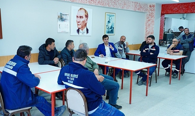 "İdeoloji değil hizmet seçimi olacak"