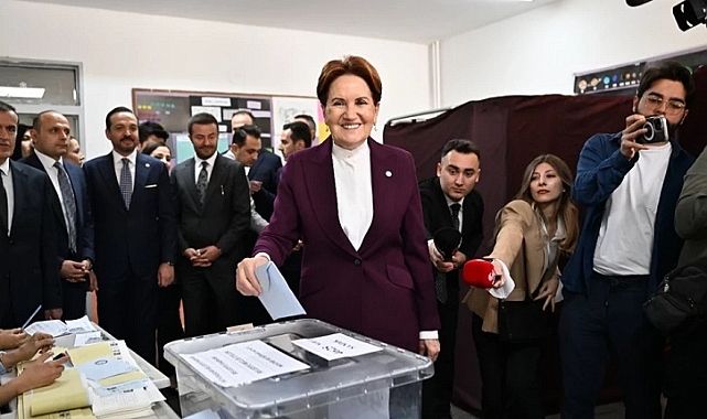 İYİ Parti Genel Başkanı Akşener, oyunu kullandı