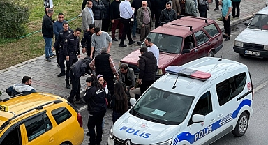 İzmir'de silahlı kavgada 2 kişi yaralandı