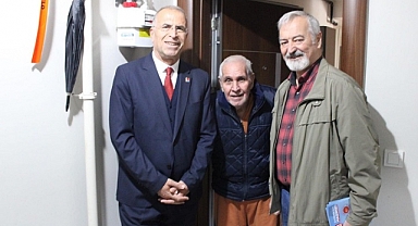 “Kapı Kapı Dolaştı”