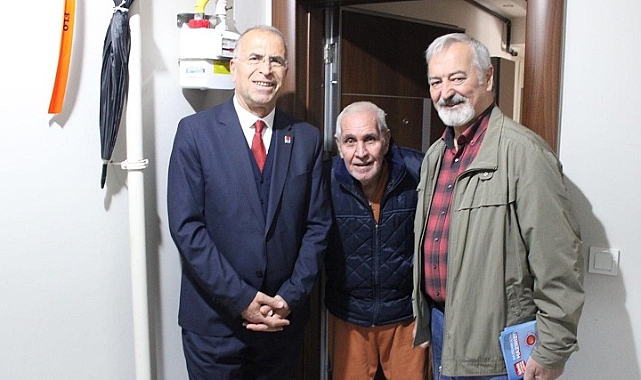 “Kapı Kapı Dolaştı”
