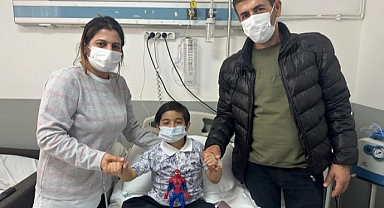 Karaciğer bekleyen minik Emir'e şans ikinci kez güldü