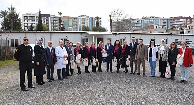 Karşıyakalı İş Kadınlarından muhteşem 8 Mart kutlaması