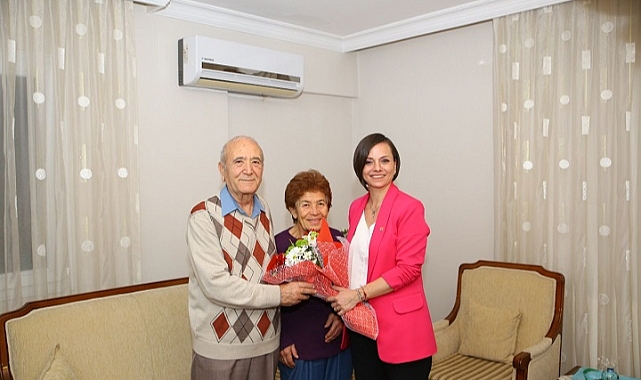 Kınay’dan CHP Karabağlar İlçe Örgütü’nün En Yaşlı Üyesine Ziyaret