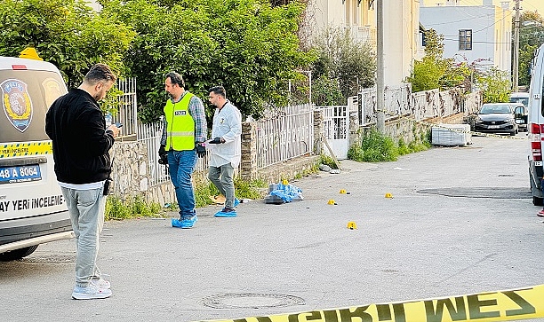 Komşular arasında çıkan silahlı kavgada 1 kişi öldü