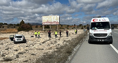 Kütahya'da devrilen otomobilin sürücüsü hayatını kaybetti
