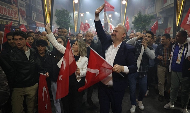 Menemen'de Muhteşem Kortej